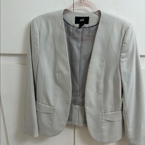Gray H&M blazer in size 12